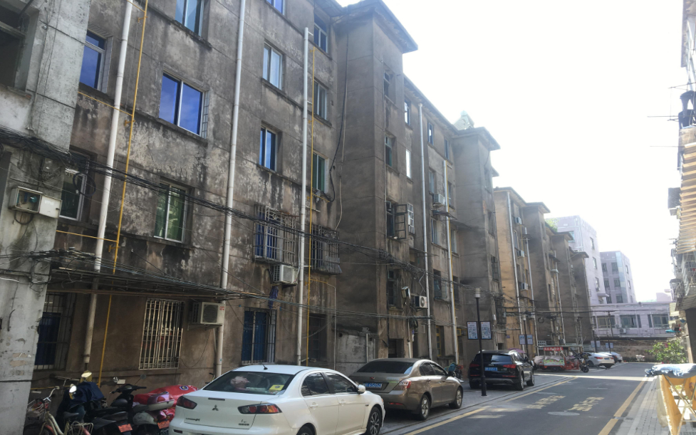 浙江江山：老旧小区改造让居民幸福感“原地升级”-新华网